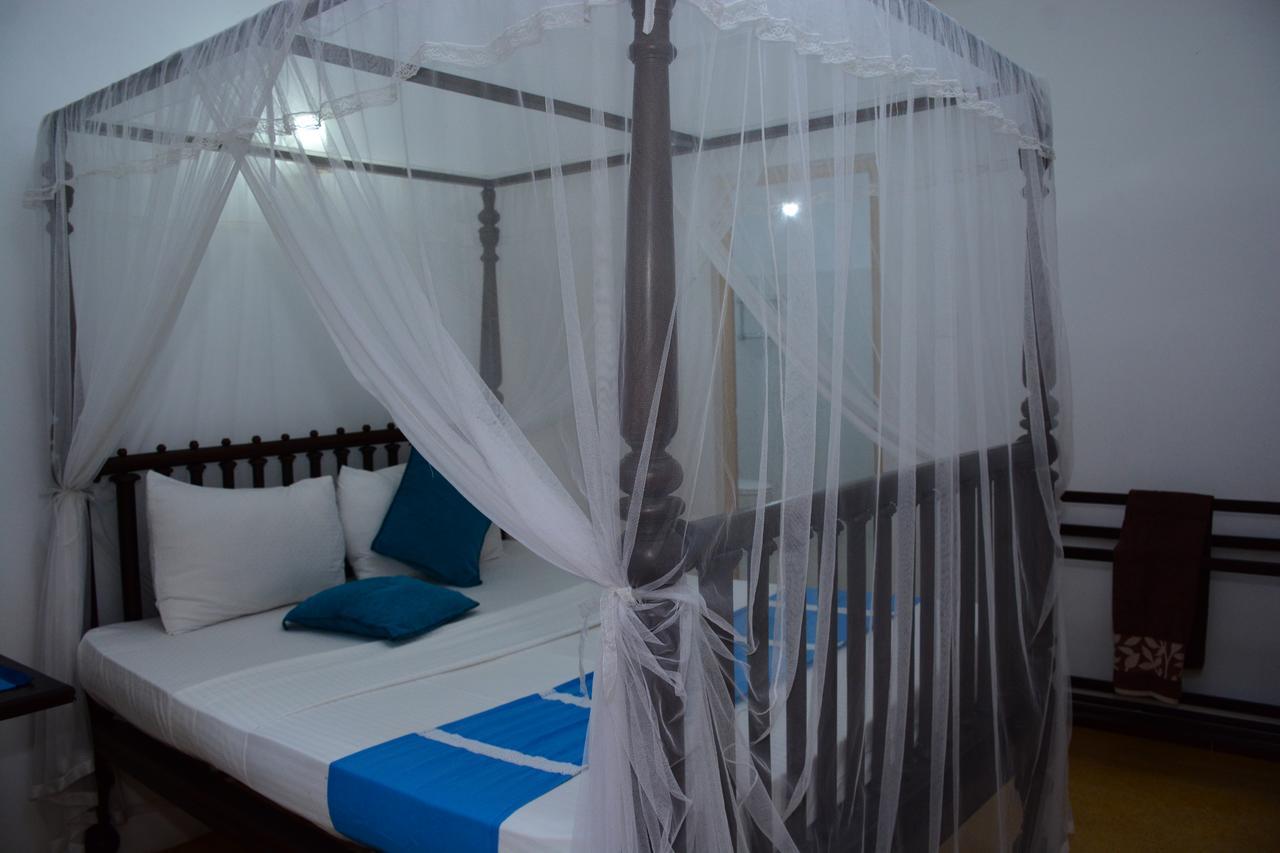 Kabalana Design House Villa อาฮานกามา ภายนอก รูปภาพ